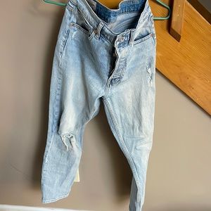 Cheeky straight ripped jeans